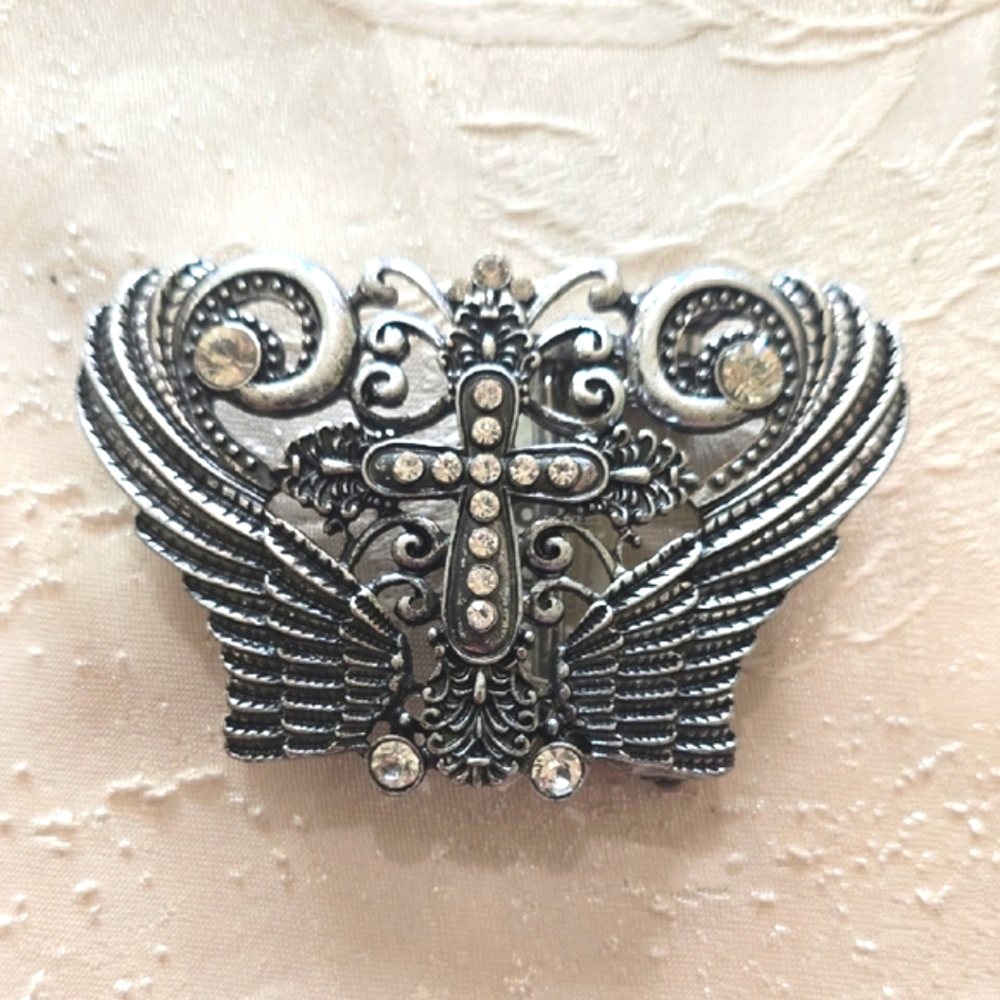 Silver Ornate Belt with Intricate Filigree and Crystal Accents
